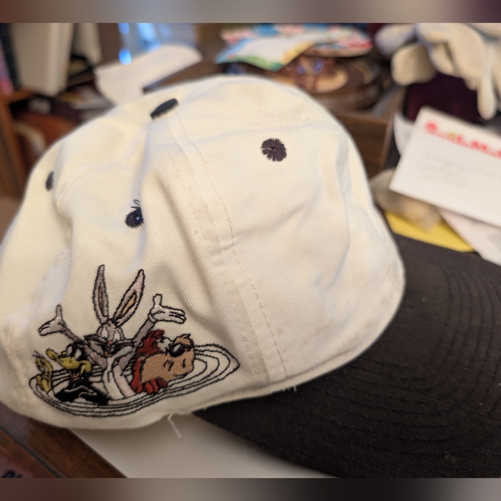 Looney Tunes Vintage Baseball Cap